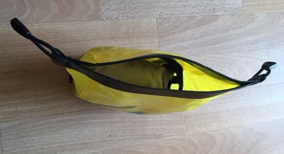 fermeture du sac ortlieb