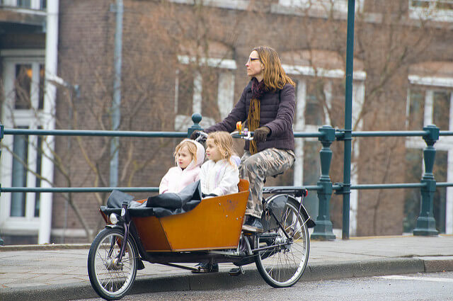 Transporter ses enfants à vélo