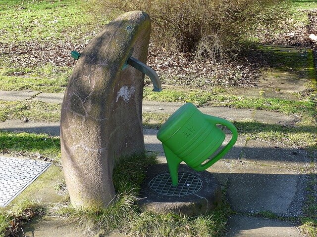 trouver de l'eau dans un cimetière