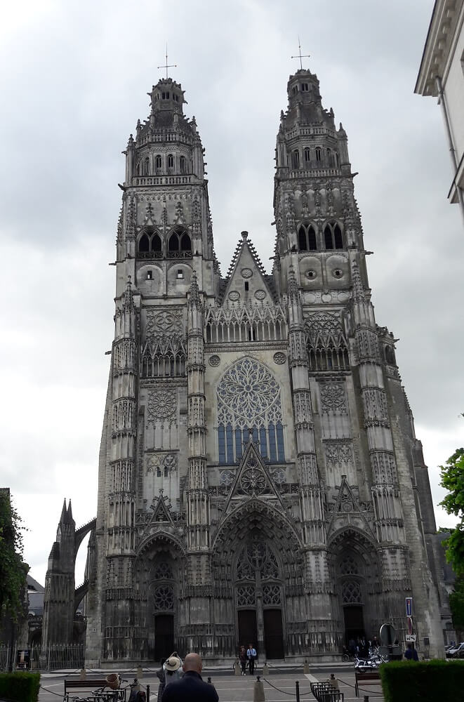 cathedrale tour loire ev6